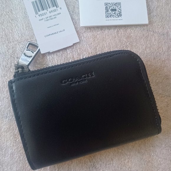 Coach Handbags - Coach L Zip Key Holder Coin Wallet NWT Black